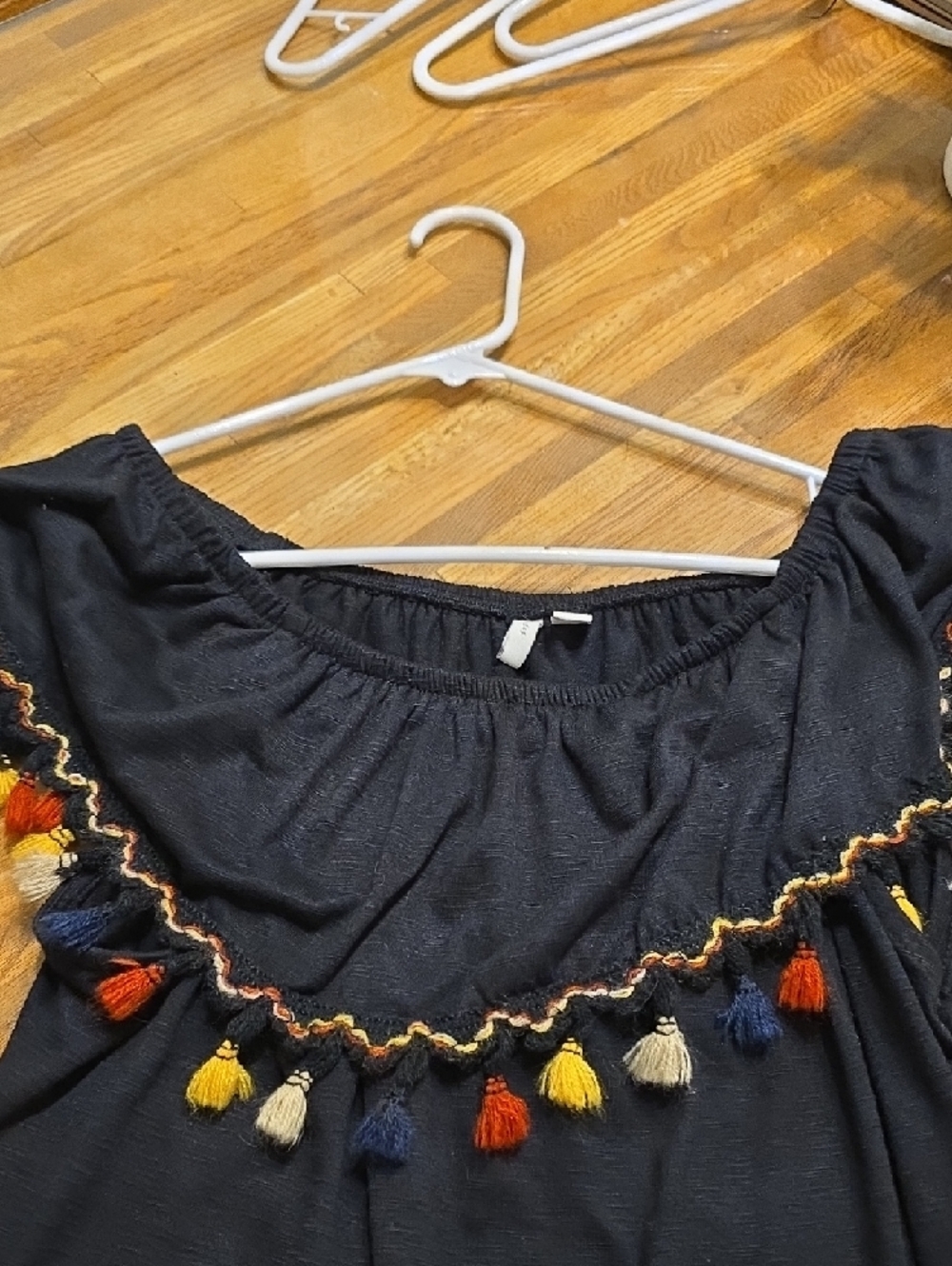 Women’s Black Off-Shoulder Tassel Trim Tunic - Picture 3 of 4